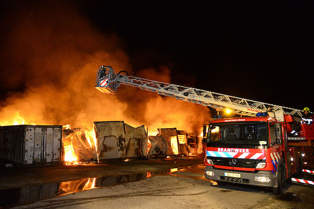 2016/25/20160118-19u55 GB 014 Grote brand Zeeweg.jpg